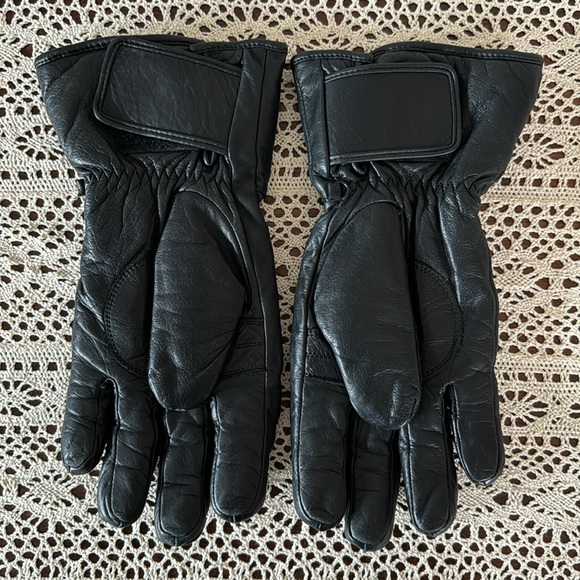Harley Davidson Leather Gloves - Picture 3 of 4